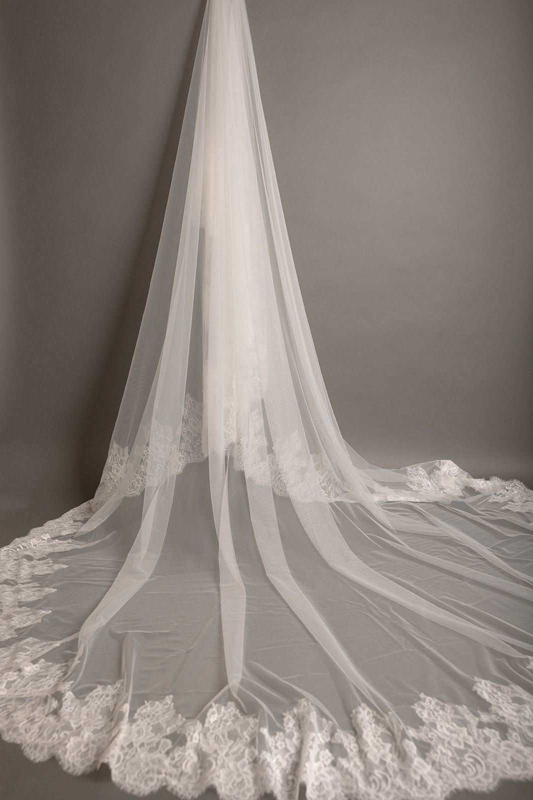 MANTILLA MARÍA